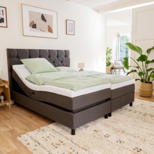 TEMPUR Promise regulerbar seng i lyst soverom